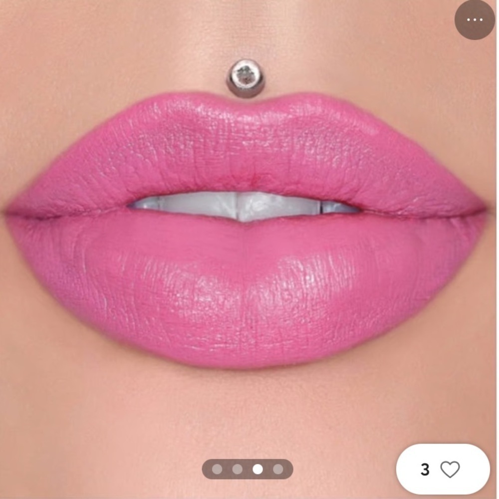 Jeffree star velvet trap lipstick holy fashion color